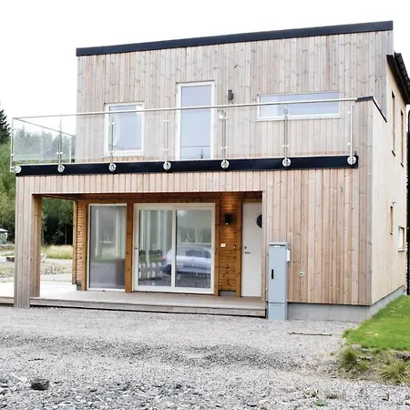 Three-bedroom Holiday In Lindesnes * Svenevik